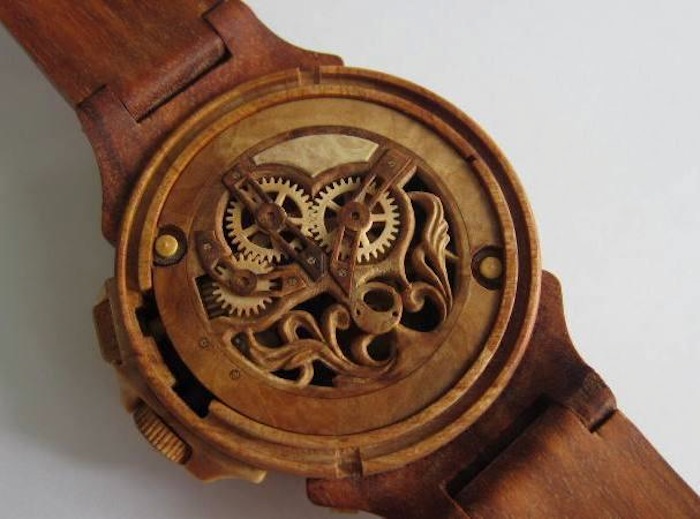 Деревянные часы Валерия Даневича