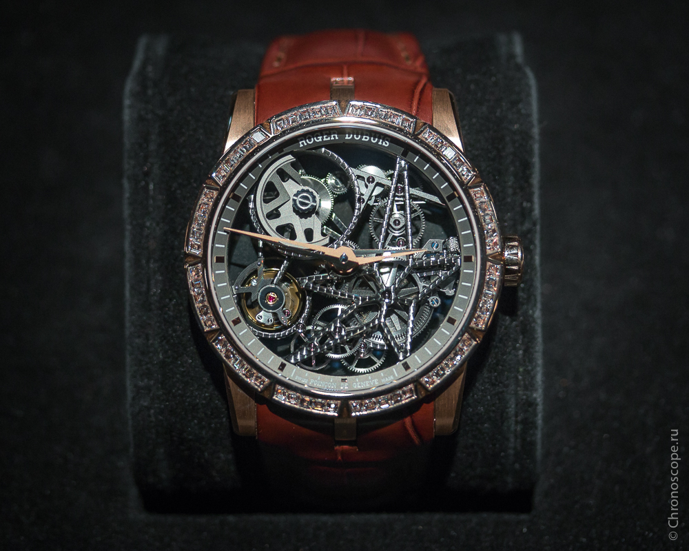 Roger Dubuis SIHH 2015-16